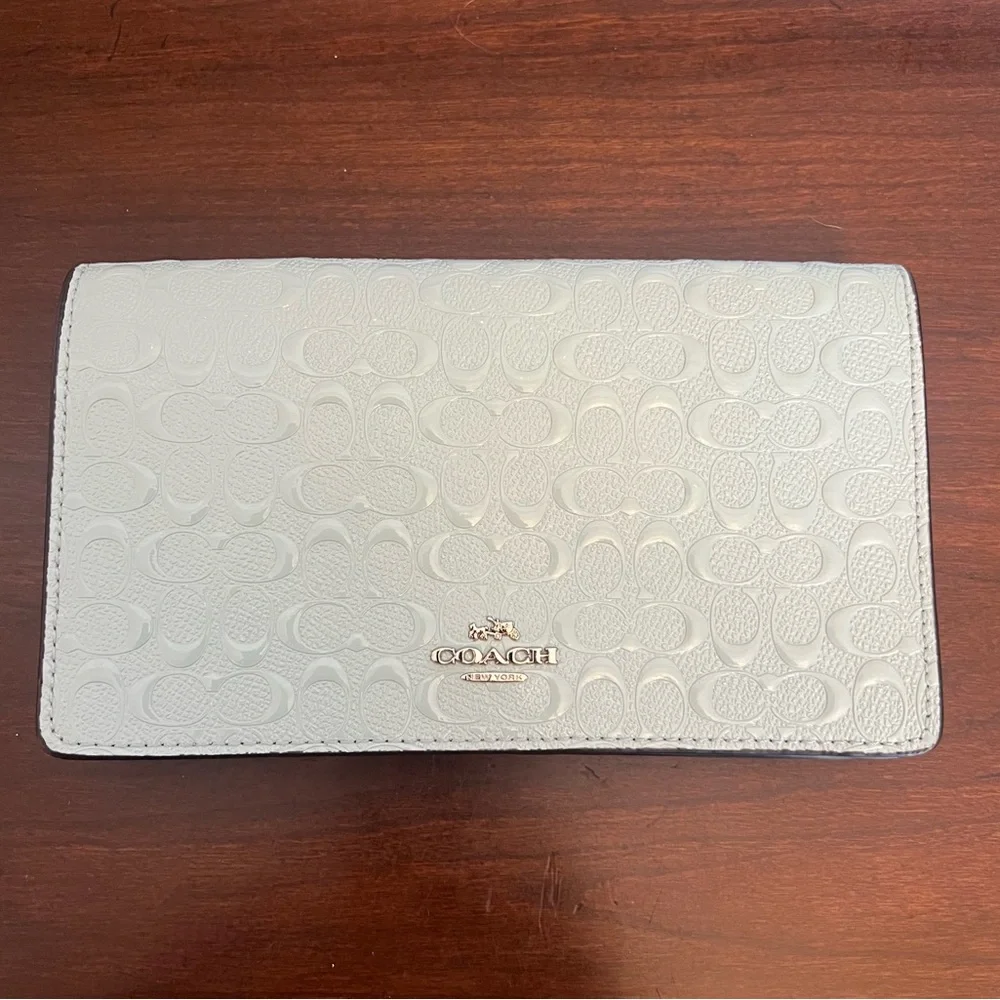 Sold - Picture 3 of 6